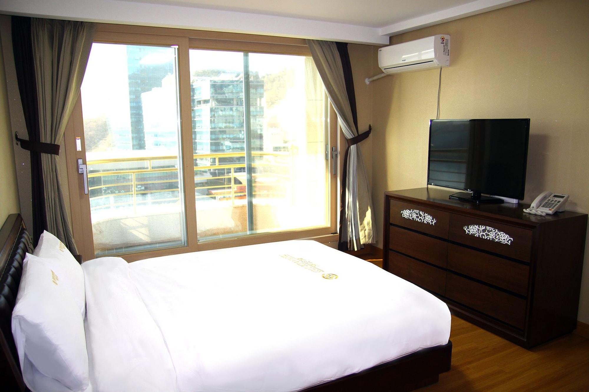 Geoje Ocean Hotel מראה חיצוני תמונה