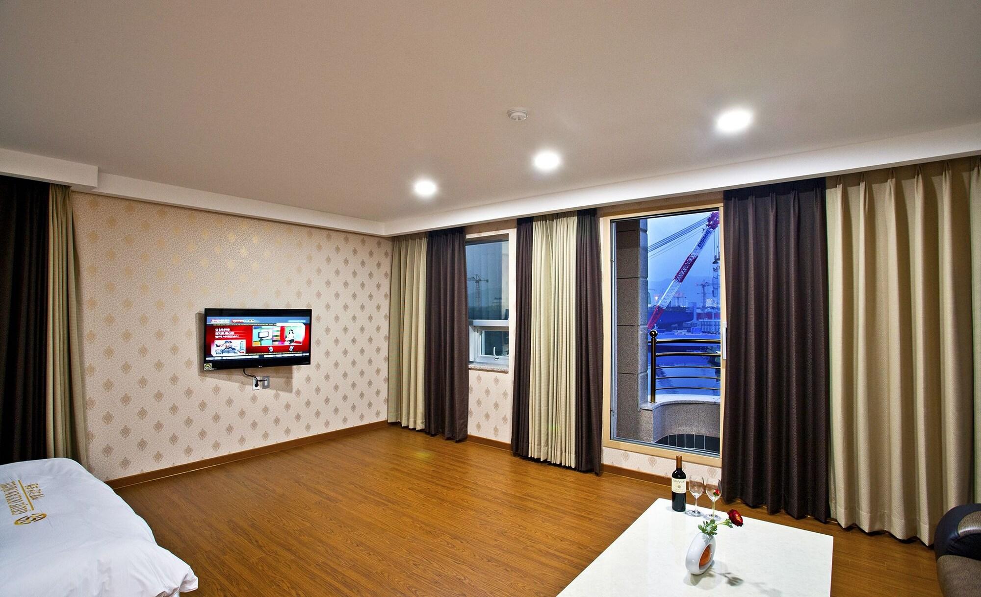 Geoje Ocean Hotel מראה חיצוני תמונה